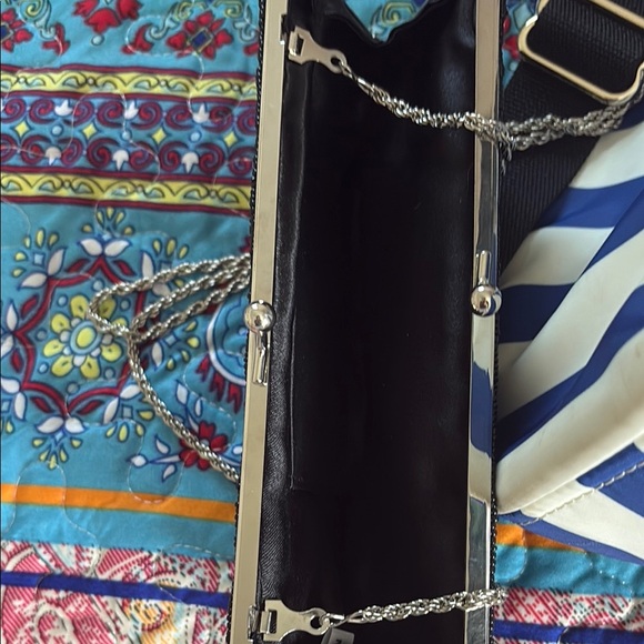 Elegant Beaded Black Clutch with Chain Strap EUC - Picture 3 of 5